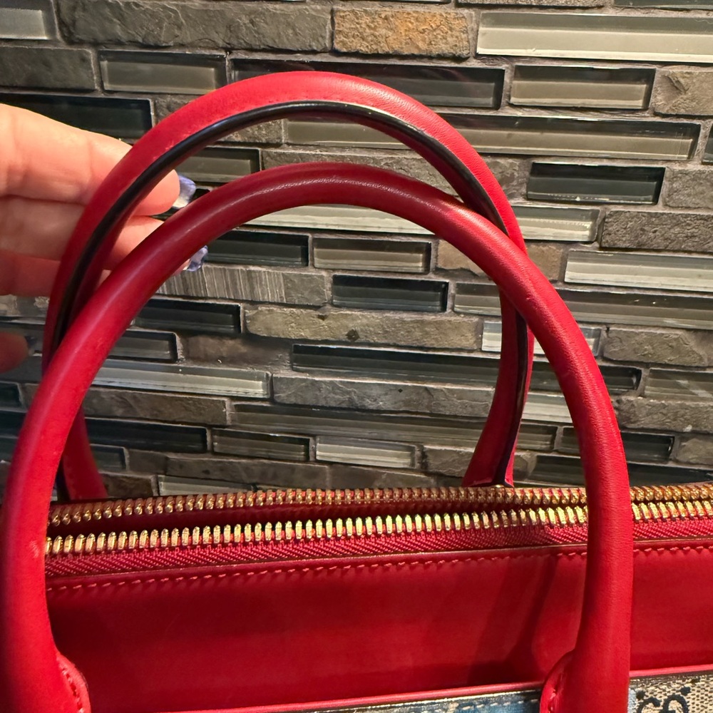 Gucci Red and Blue Floral Women's Bag - Picture 2 of 9